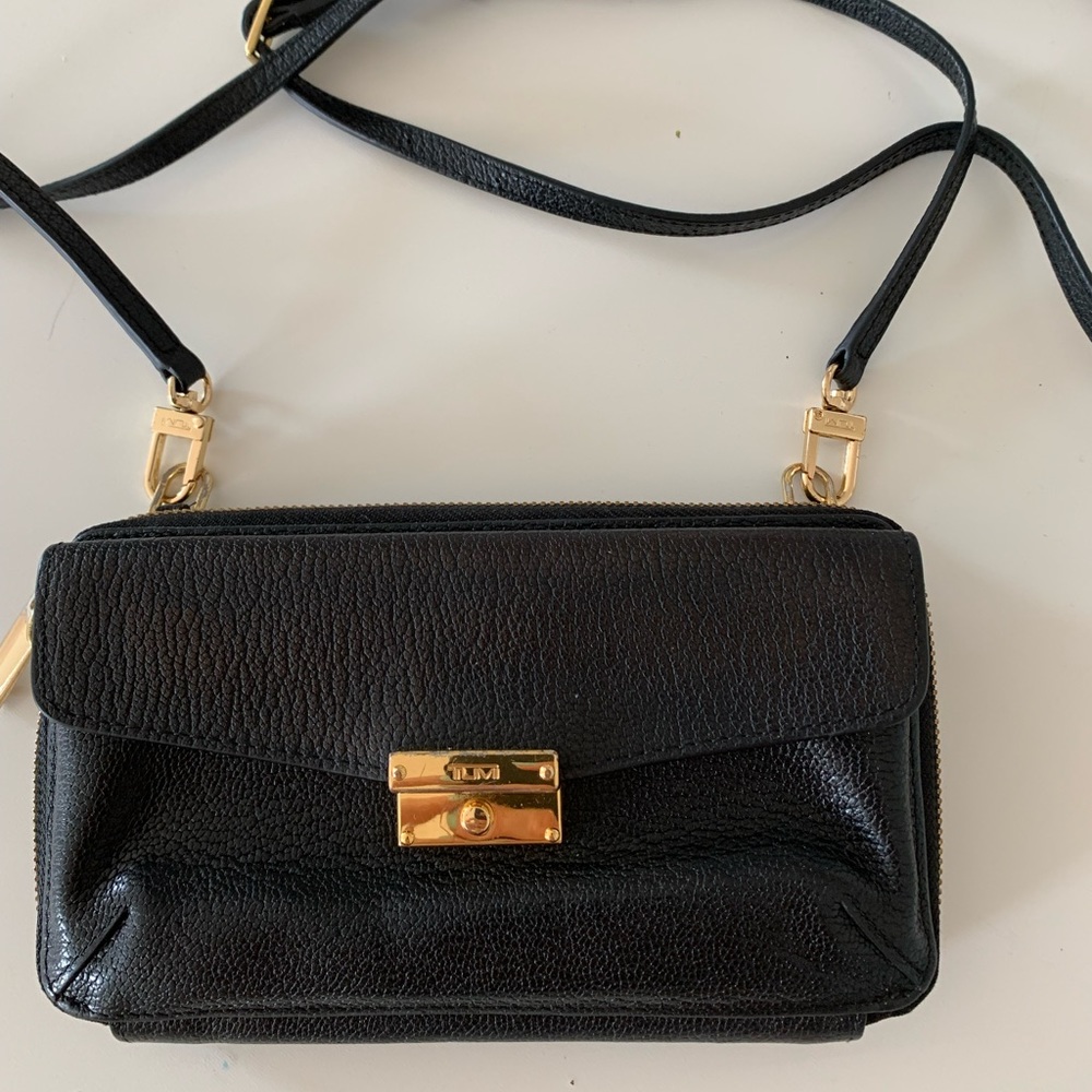 Tumi travel wallet/purse
